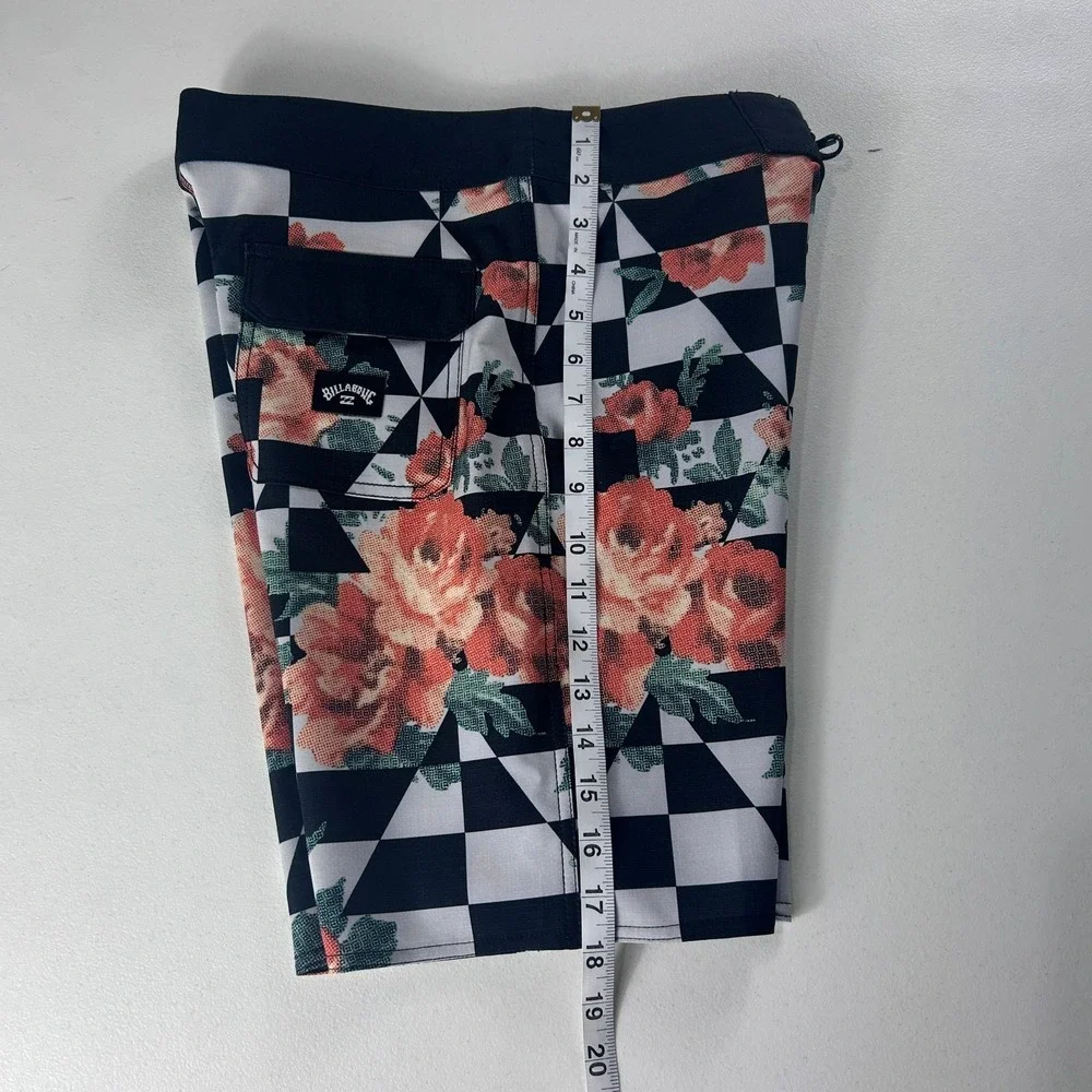 Billabong‎ Sundays Pro Upcycler Board Shorts Mens 28 Floral Checkerboard NWT